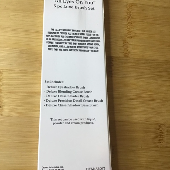 Crown brushes detail eye set, bnib - Picture 7 of 7